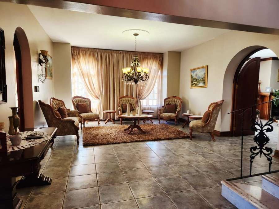4 Bedroom Property for Sale in Wilkoppies North West